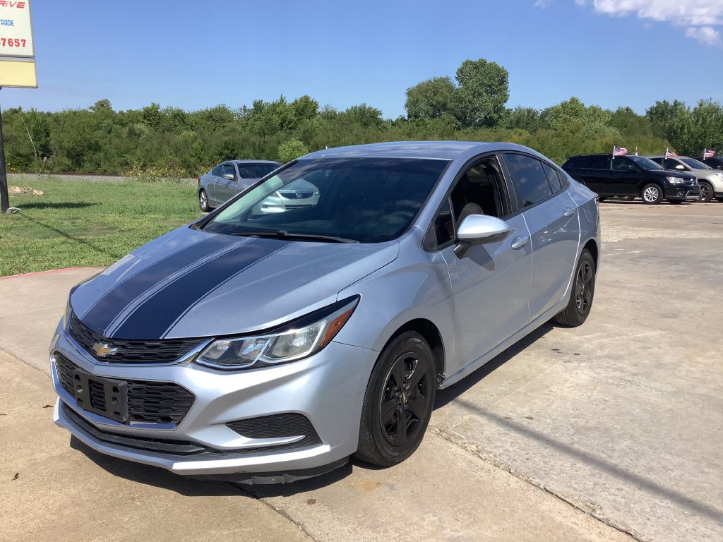 2017 Chevrolet Cruze Image 4