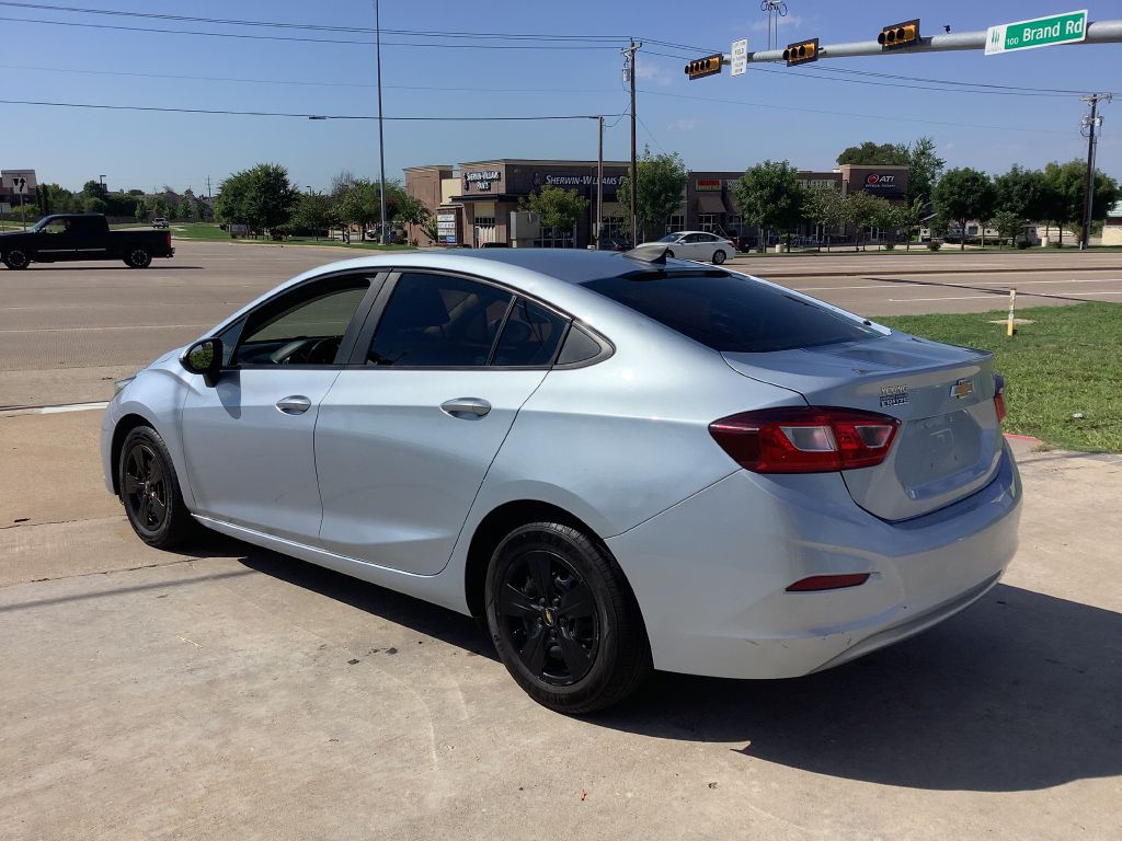 2017 Chevrolet Cruze Image 5