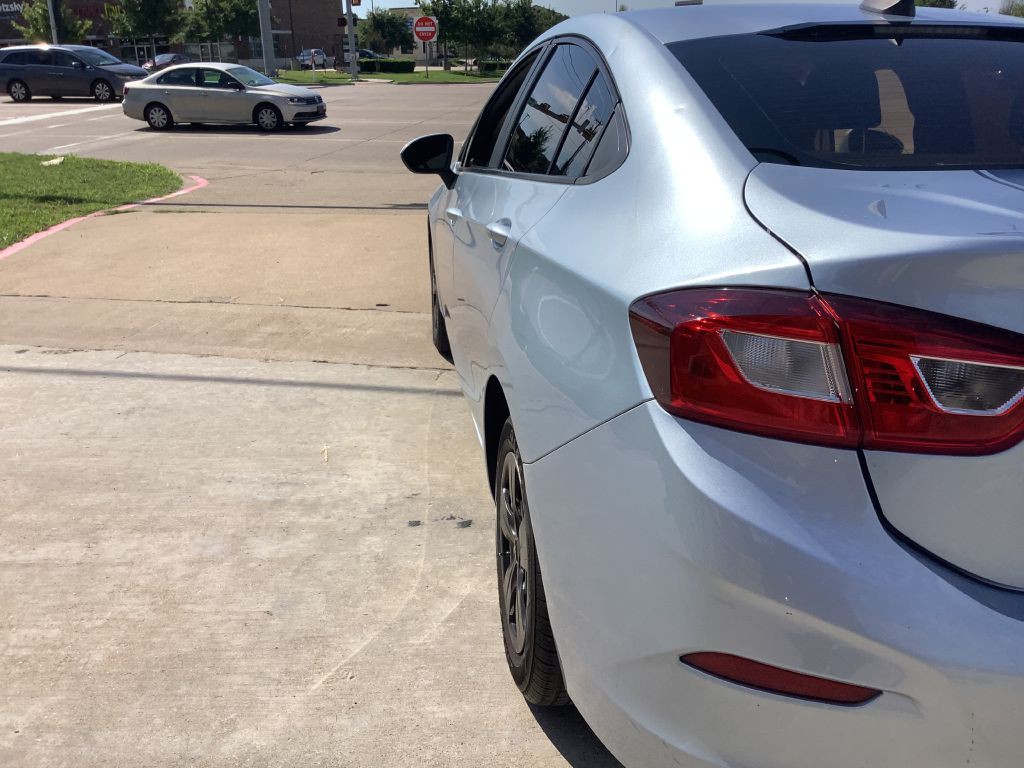 2017 Chevrolet Cruze Image 13