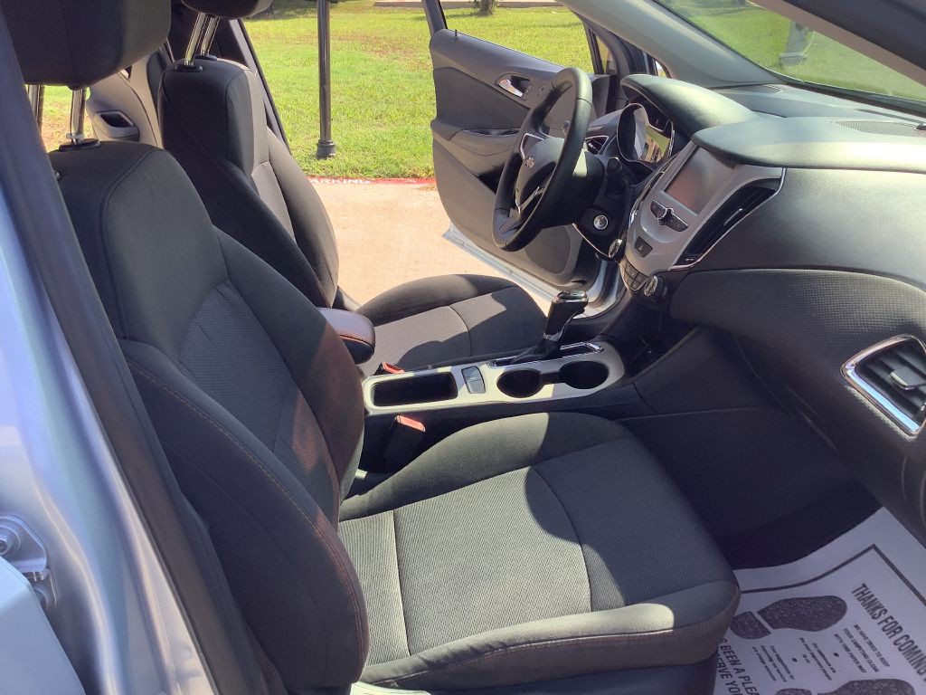 2017 Chevrolet Cruze Image 21