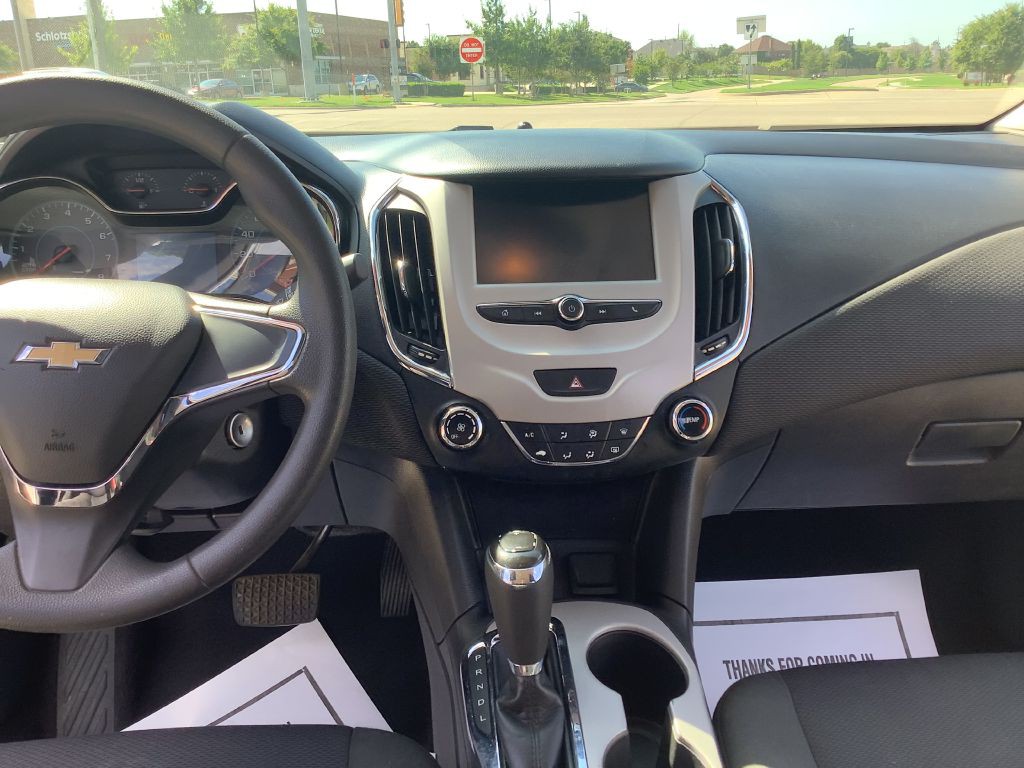 2017 Chevrolet Cruze Image 26