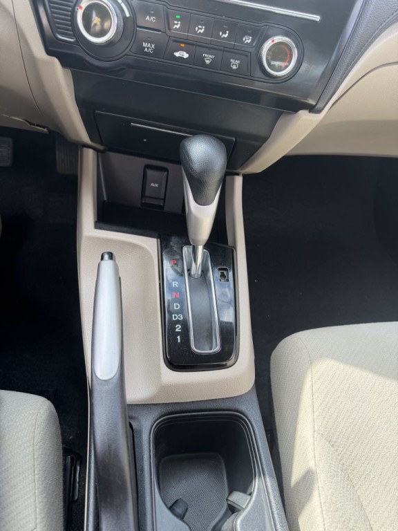 2013 Honda Civic Image 26