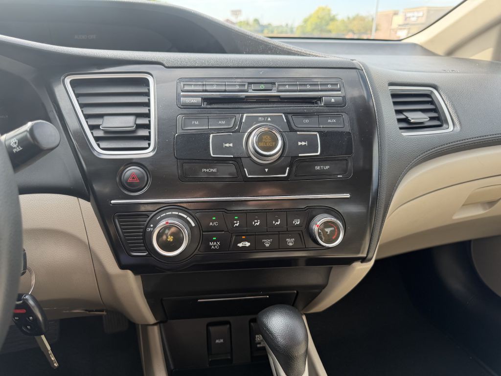 2013 Honda Civic Image 28