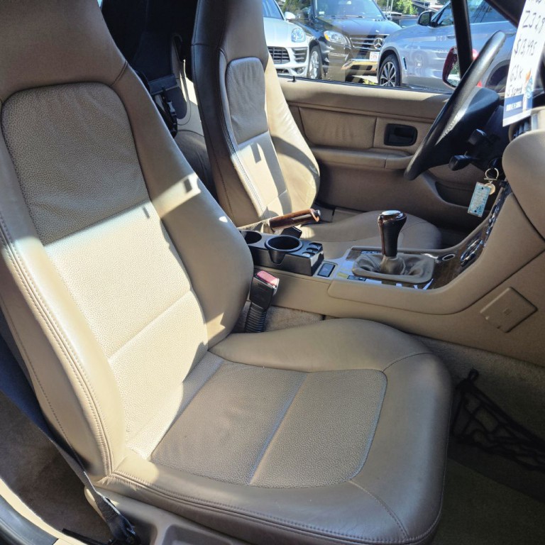 2000 BMW 3 Series Image 17