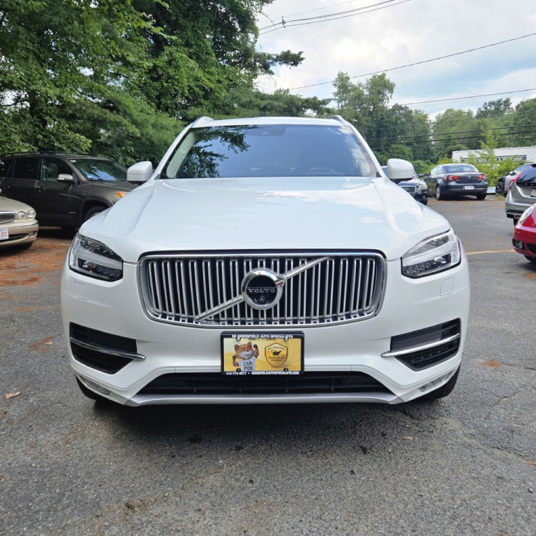 2018 Volvo XC90 Image 2