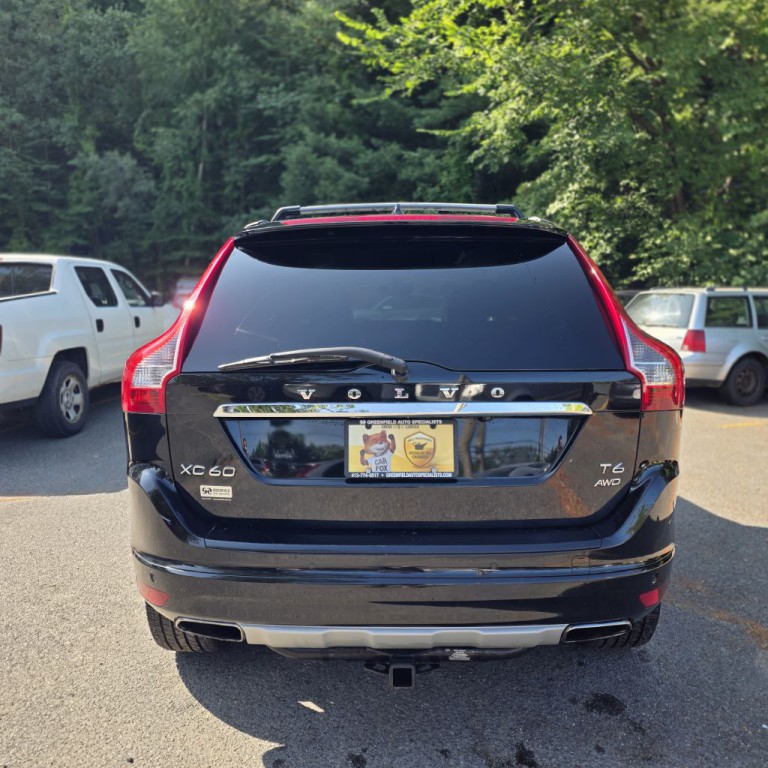 2017 Volvo XC60 Image 7