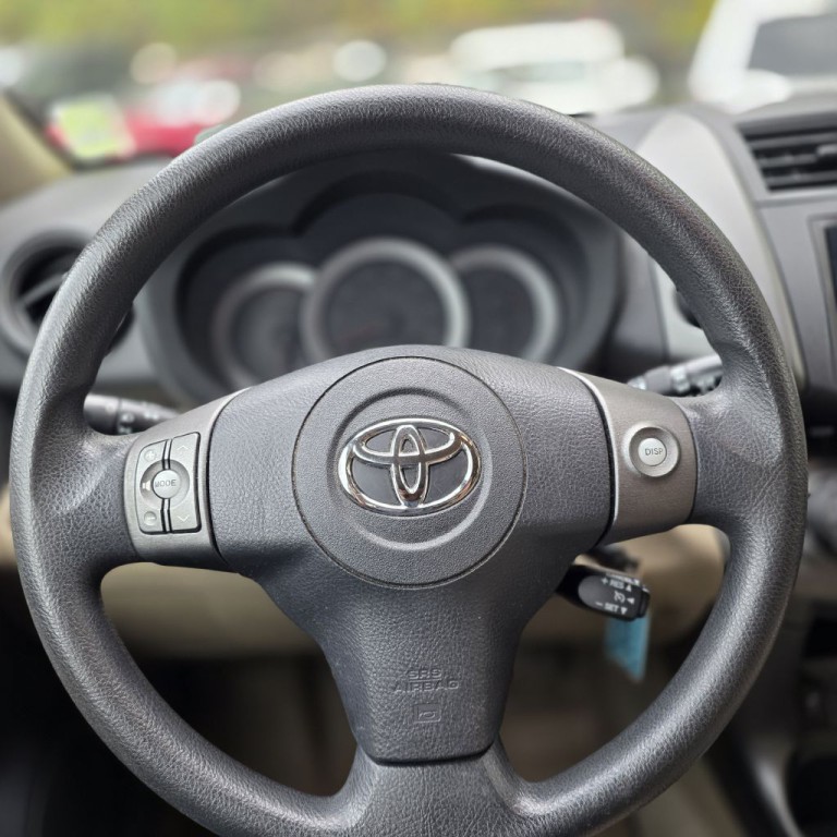 2012 Toyota Rav4 Image 9