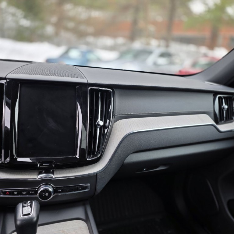 2019 Volvo XC60 Image 10