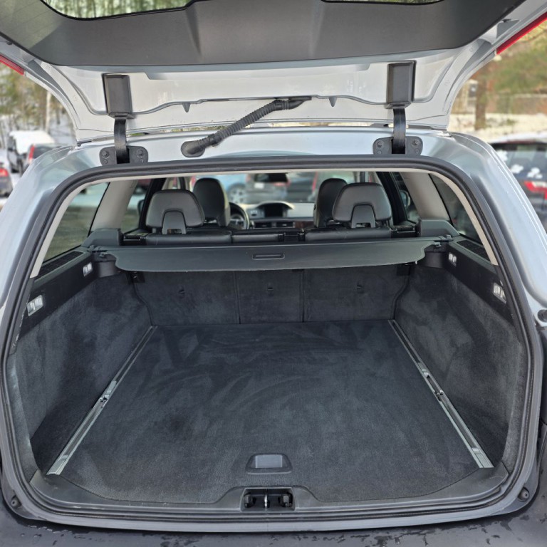 2013 Volvo XC70 Image 15