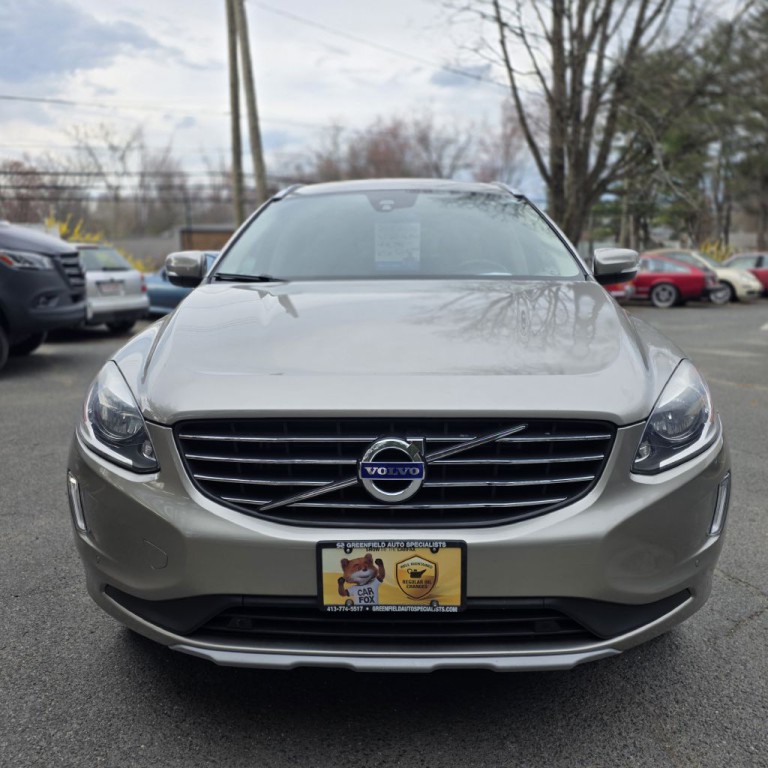 2016 Volvo XC60 Image 2