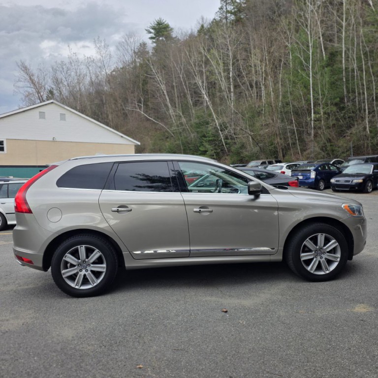 2016 Volvo XC60 Image 5