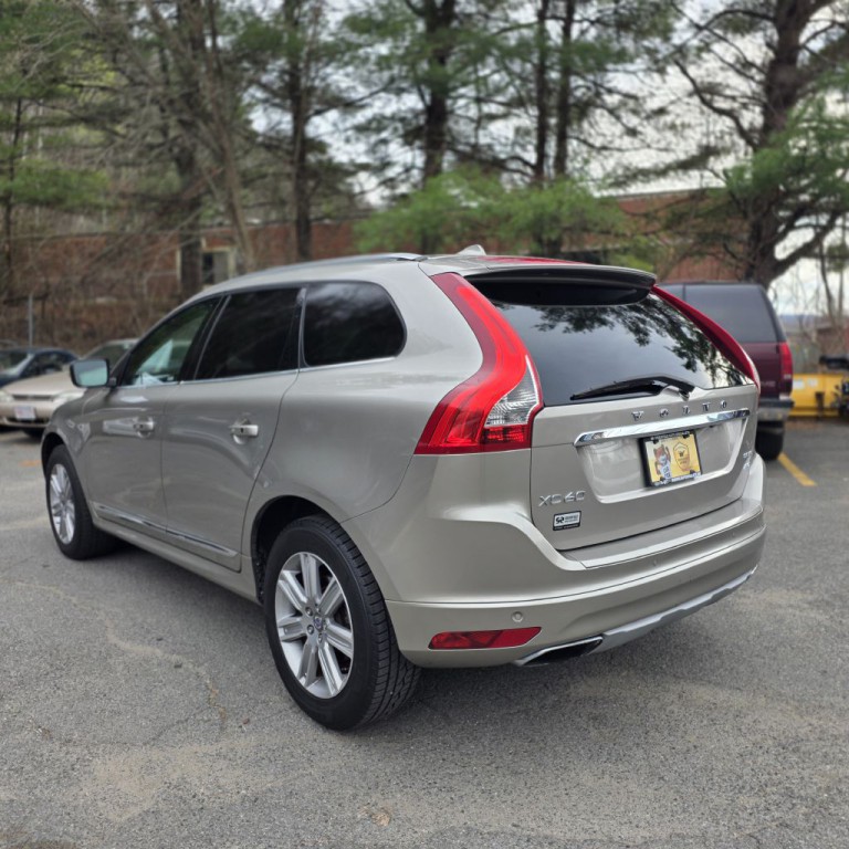 2016 Volvo XC60 Image 6