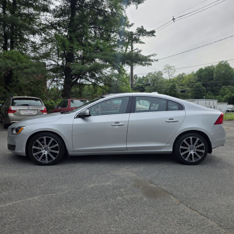 2017 Volvo S60 Image 4