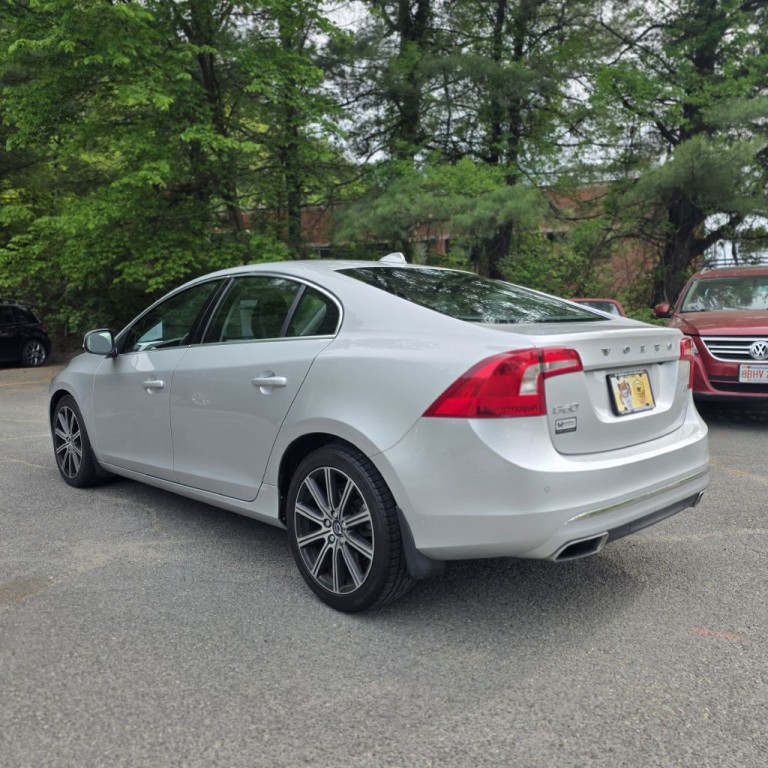2017 Volvo S60 Image 6