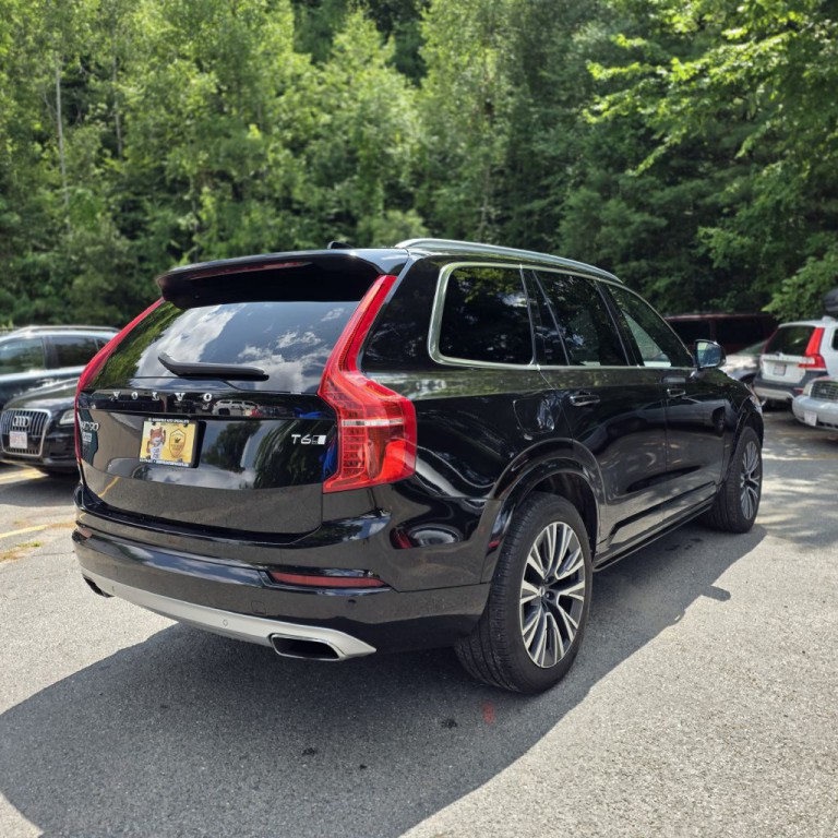 2020 Volvo XC90 Image 8