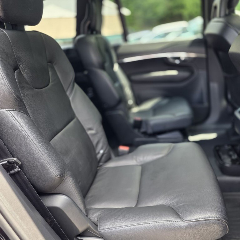 2020 Volvo XC90 Image 12