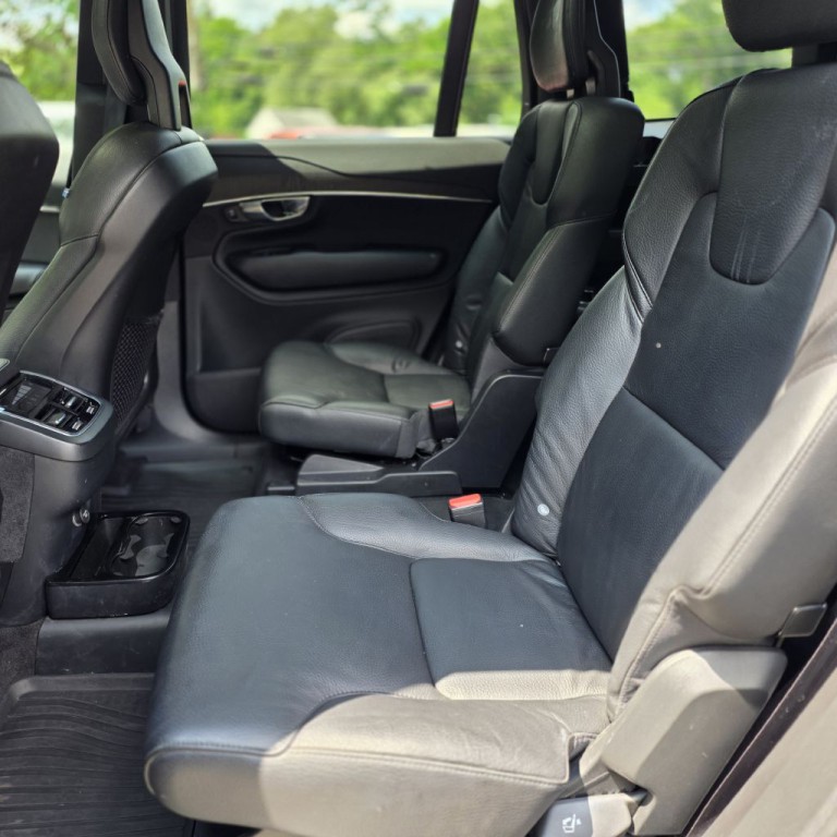 2020 Volvo XC90 Image 13
