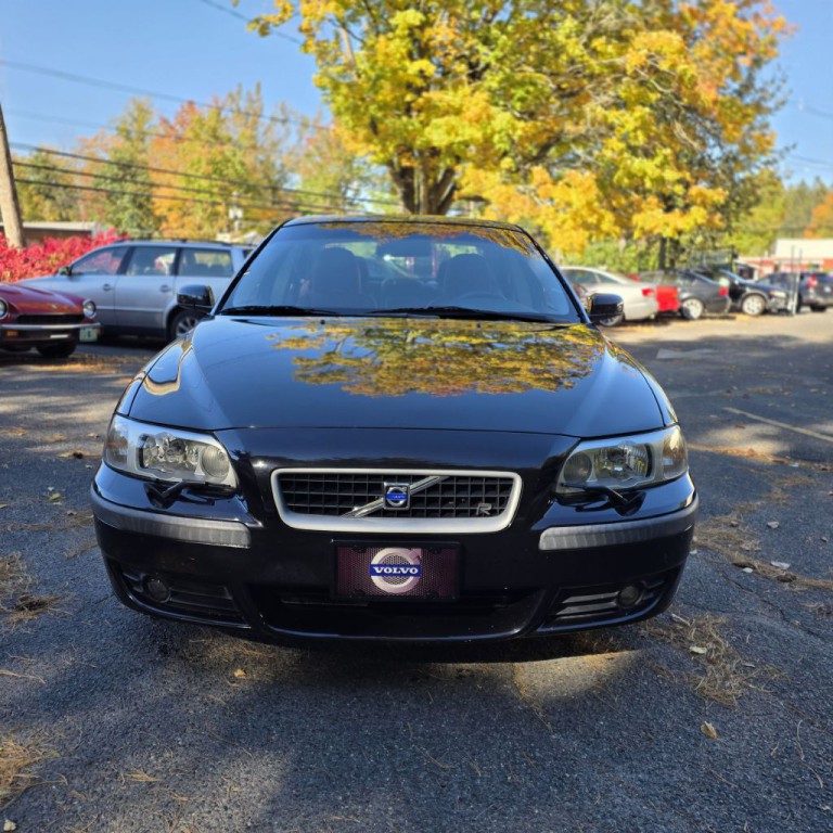 2004 Volvo S60 Image 2