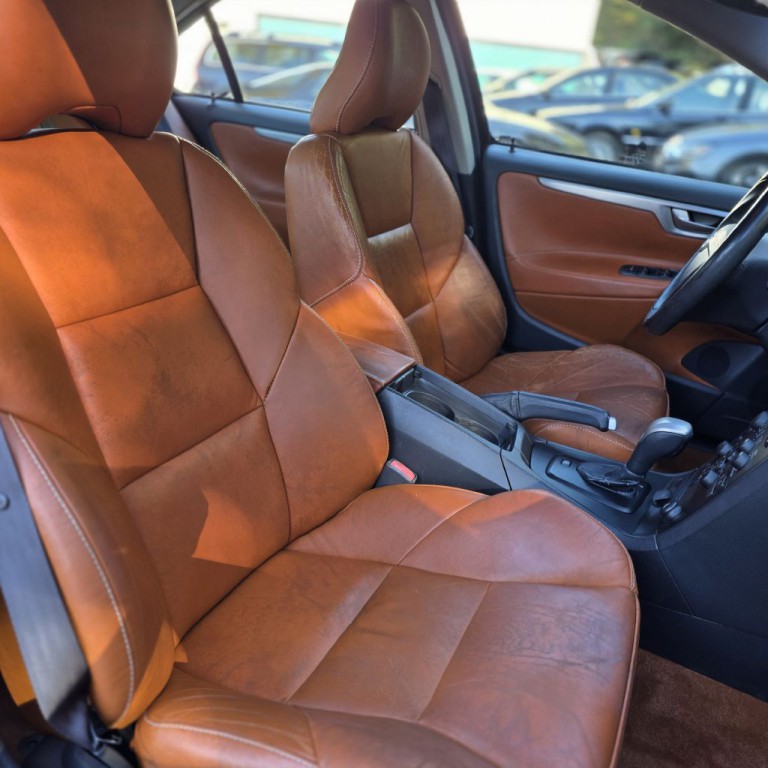 2004 Volvo S60 Image 12