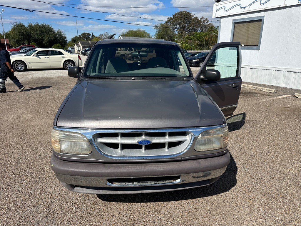 1996 Ford Explorer Image 7