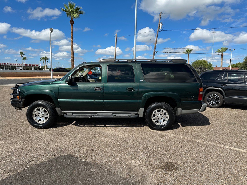 2003 Chevrolet Suburban Image 5