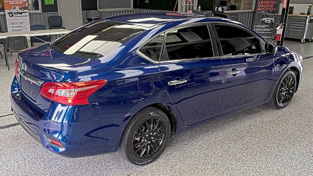2018 Nissan Sentra Image 3