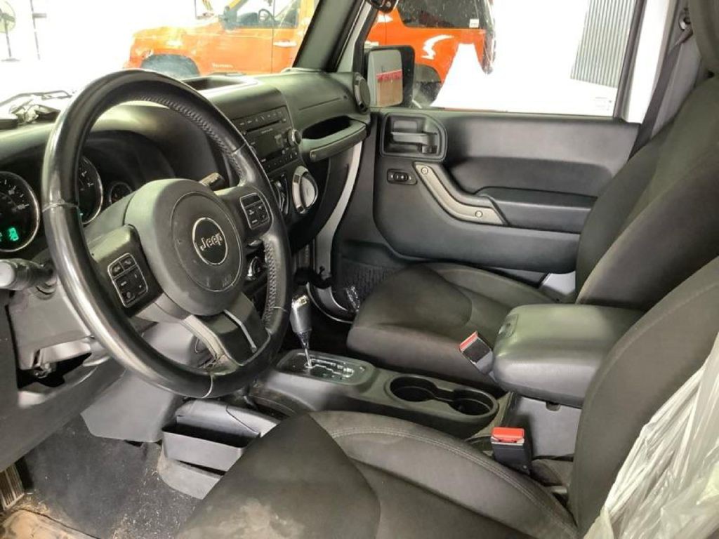 2017 Jeep Wrangler Unlimited Image 3