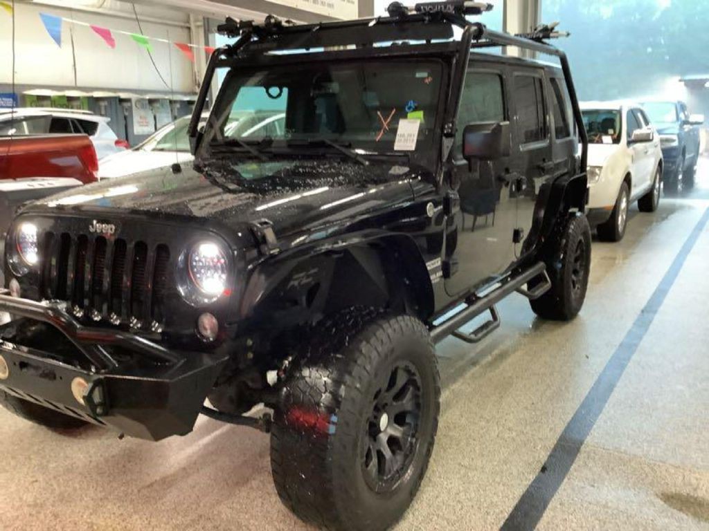 2015 Jeep Wrangler Unlimited Image 1