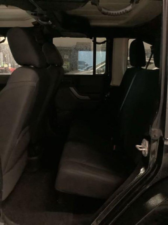 2015 Jeep Wrangler Unlimited Image 5
