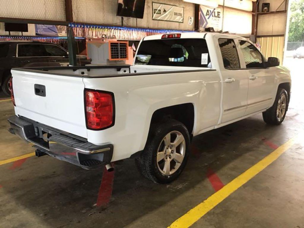 2015 Chevrolet Silverado 1500 Image 4