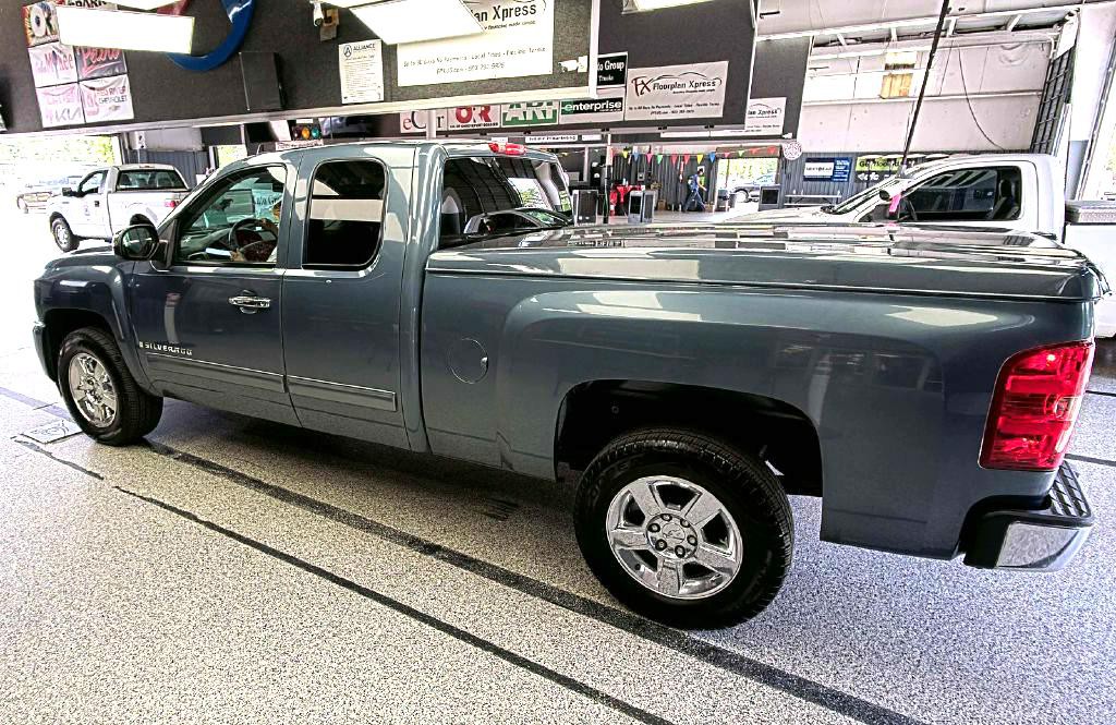 2009 Chevrolet Silverado 1500 Image 1