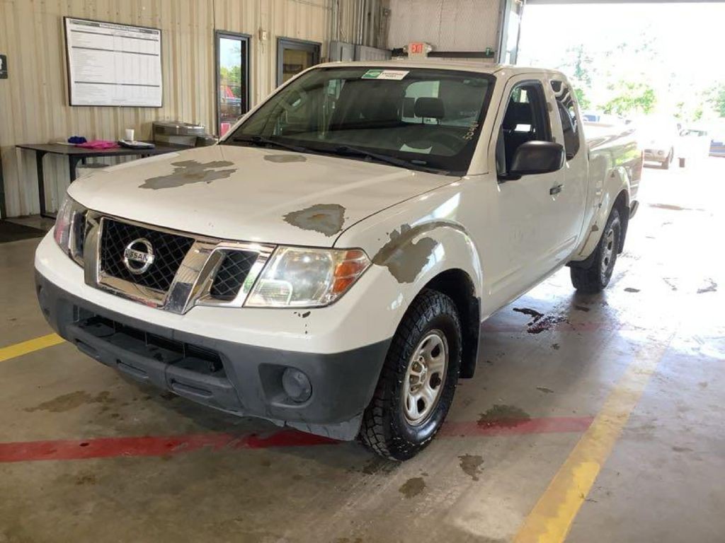 2017 Nissan Frontier Image 1