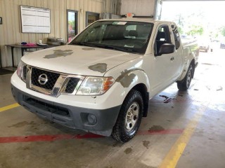 Image for 2017 Nissan Frontier S bed cover ID: 6686729