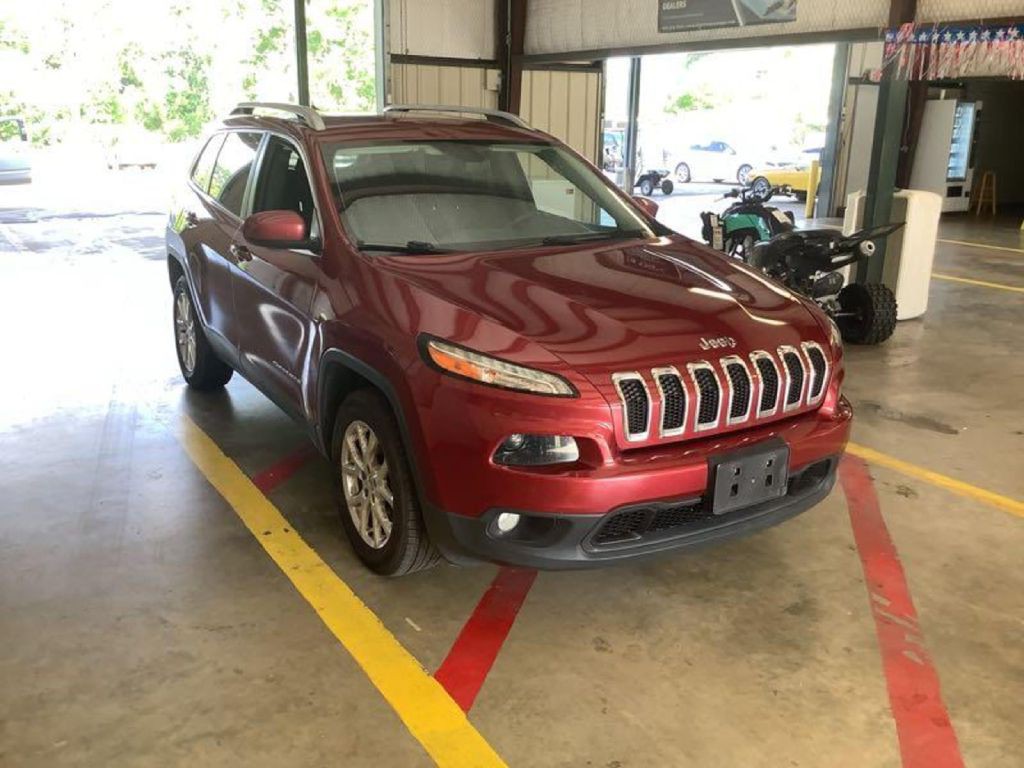 2016 Jeep Cherokee Image 2