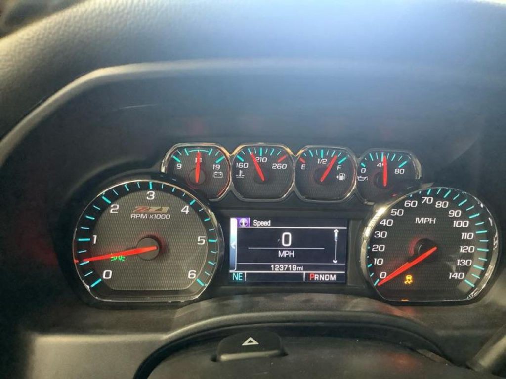 2016 Chevrolet Silverado 1500 Image 3