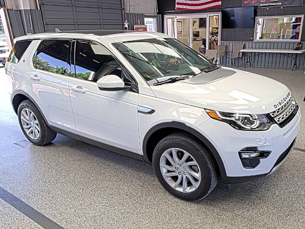 2016 Land Rover Discovery Sport Image 4