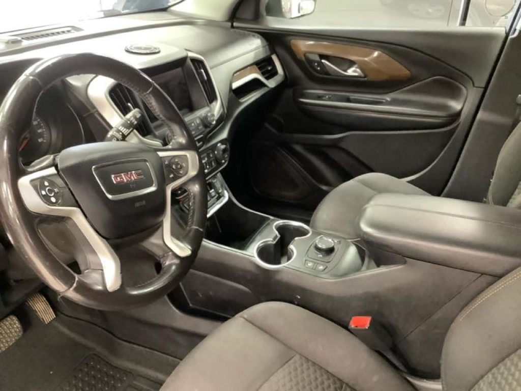 2018 GMC Terrain Image 6