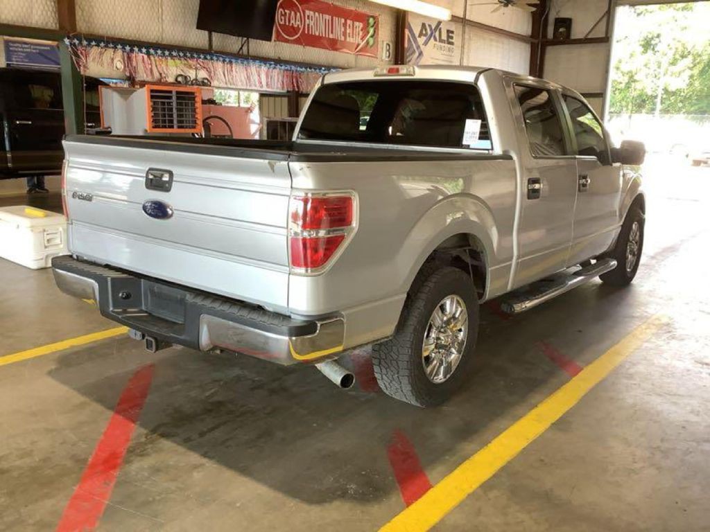 2010 Ford F-150 Image 2
