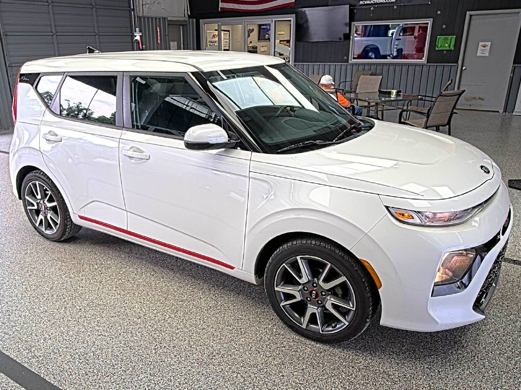 2020 Kia Soul Image 2