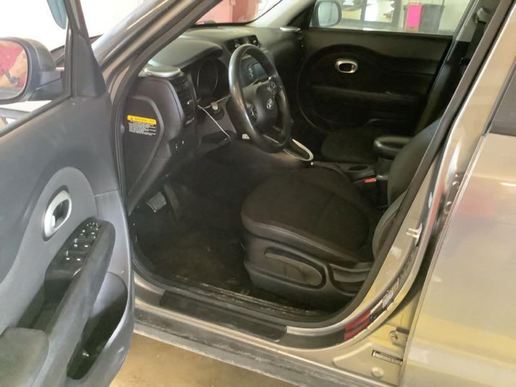 2016 Kia Soul Image 4