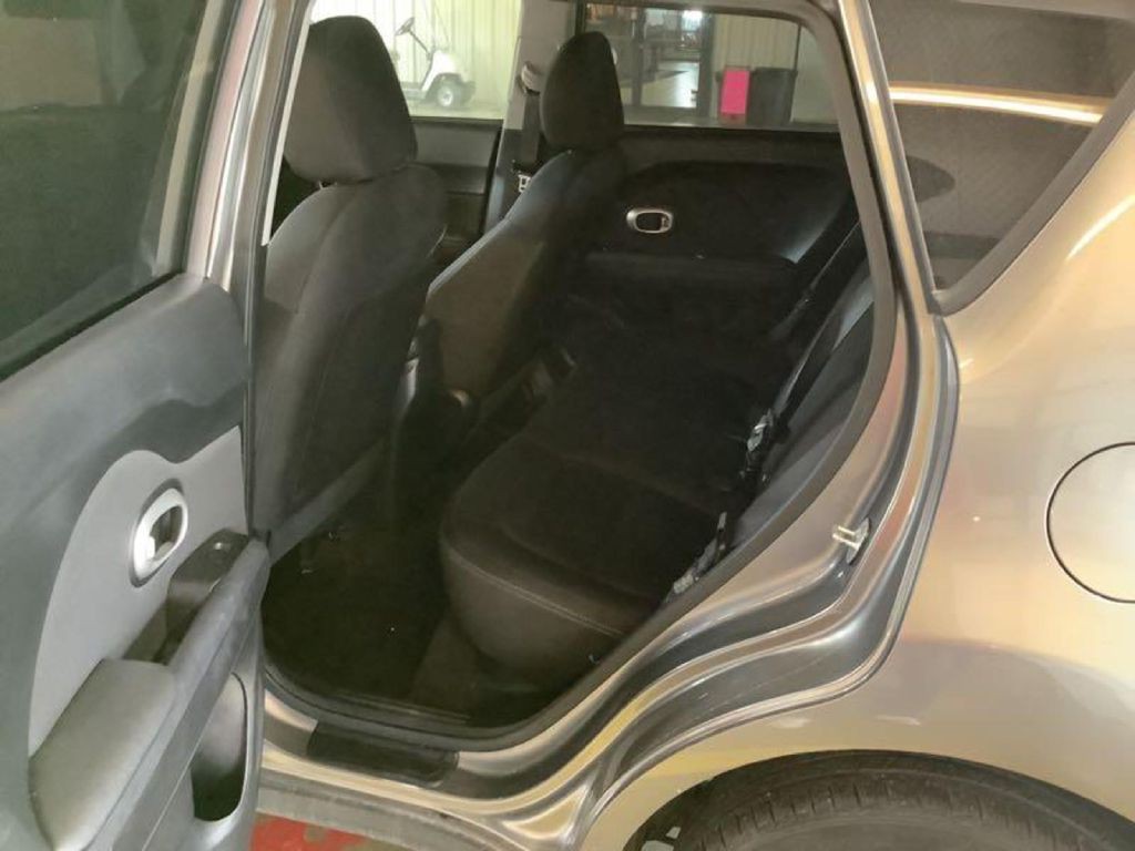 2016 Kia Soul Image 5