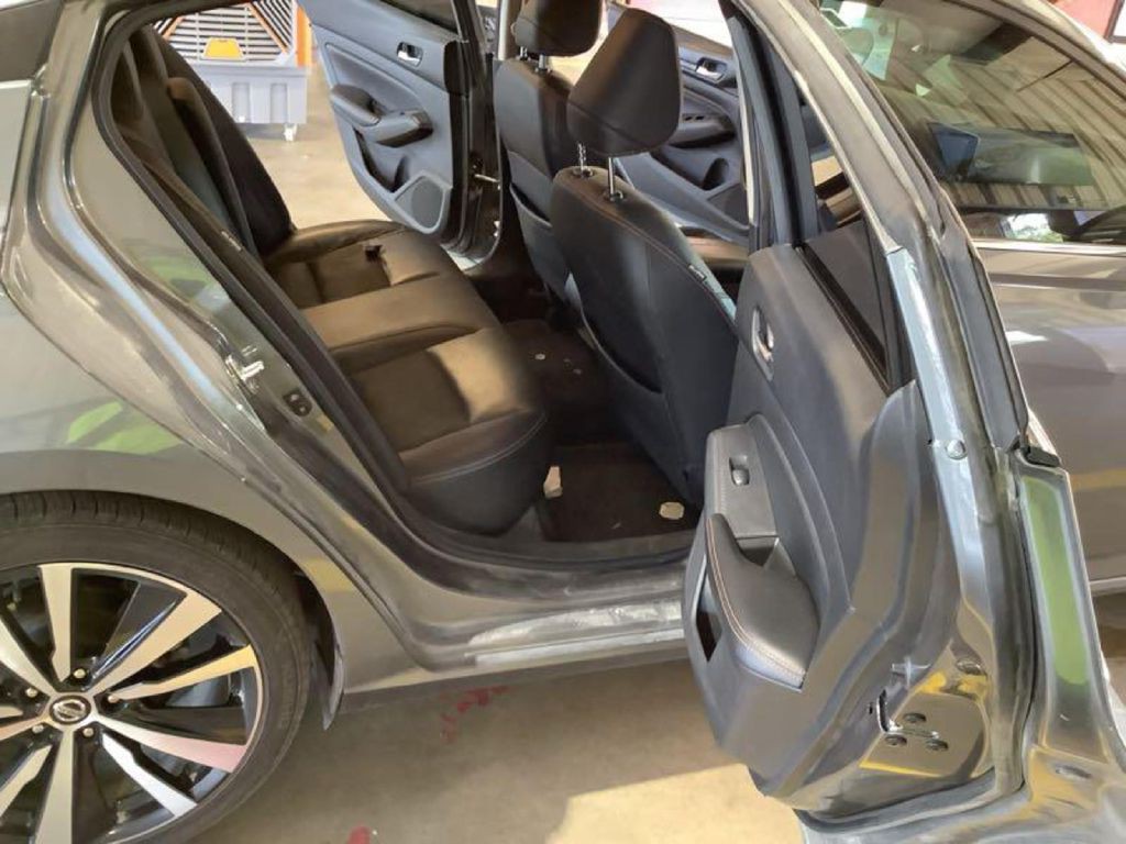 2019 Nissan Altima Image 6
