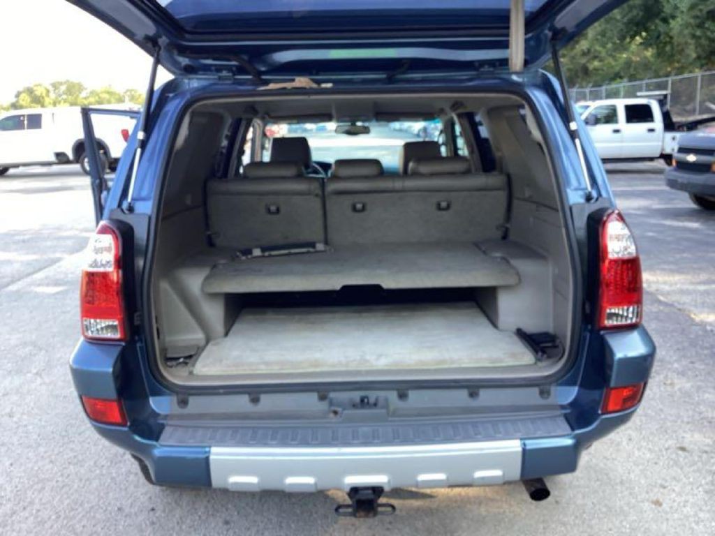 2004 Toyota 4Runner Image 2