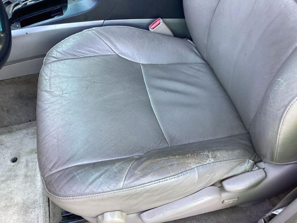 2004 Toyota 4Runner Image 6