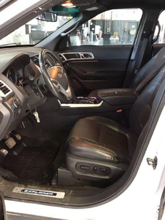 2015 Ford Explorer Image 4