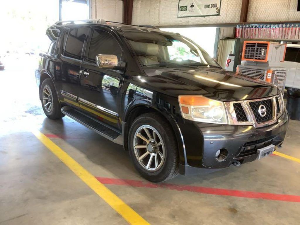 2015 Nissan Armada Image 2
