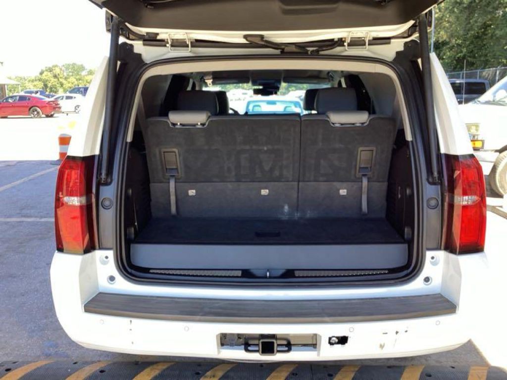 2017 Chevrolet Tahoe Image 4