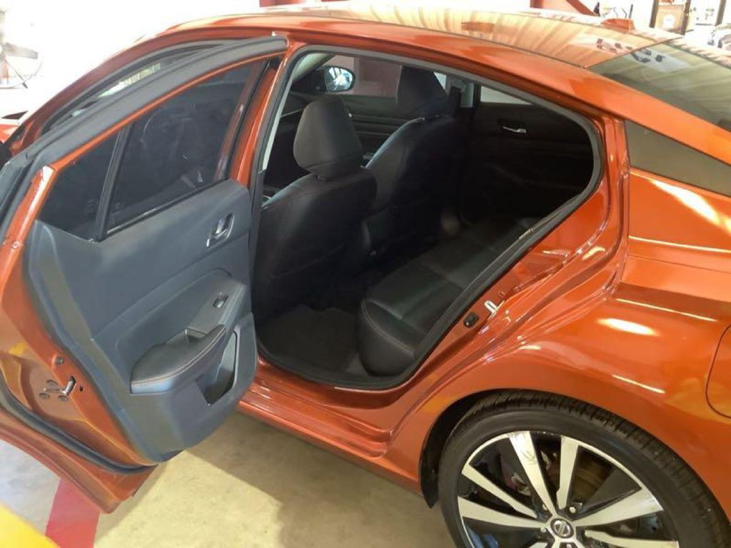 2019 Nissan Altima Image 6