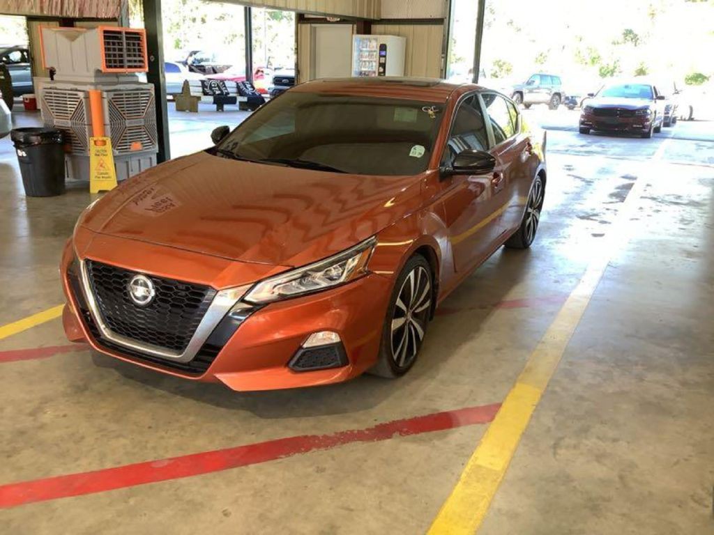 2019 Nissan Altima Image 7