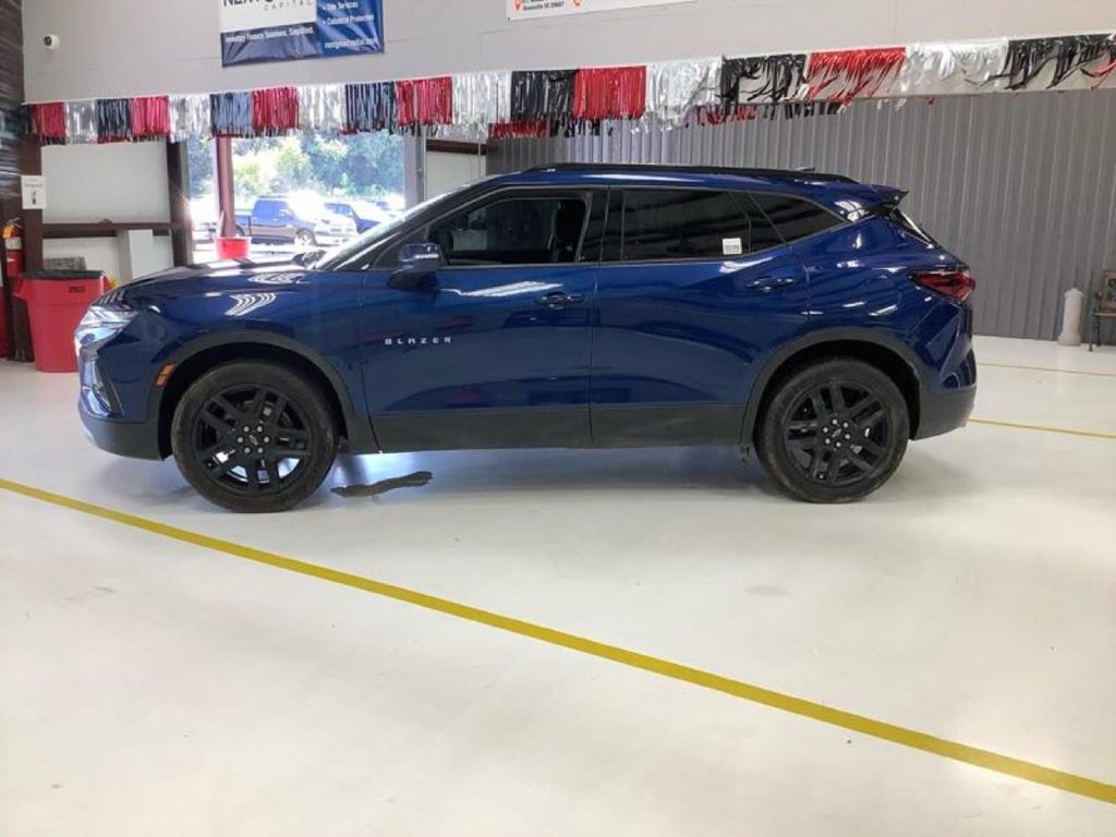 2022 Chevrolet Blazer Image 2